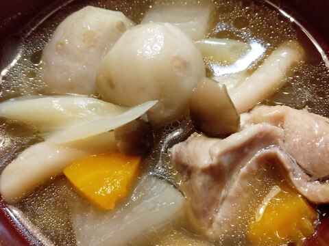 鶏もも肉と里芋の芋煮